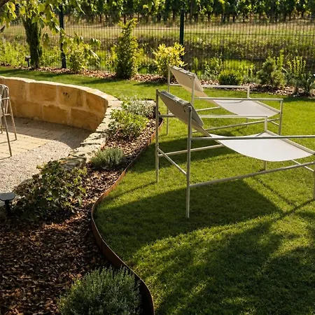 Maison Meraka - Design Of Emilion 3* Saint-Laurent-des-Combes